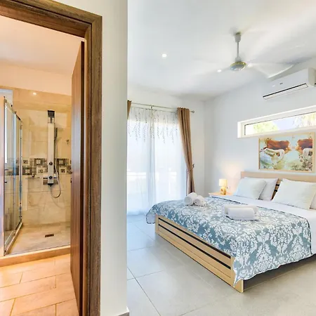 Zante Ruby By Katastárion